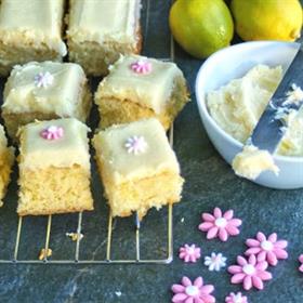 The lightest lemon squares - Food24