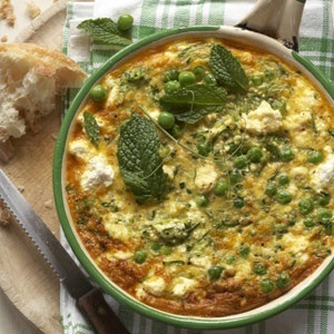 Courgette, pea and mint frittata - Food24
