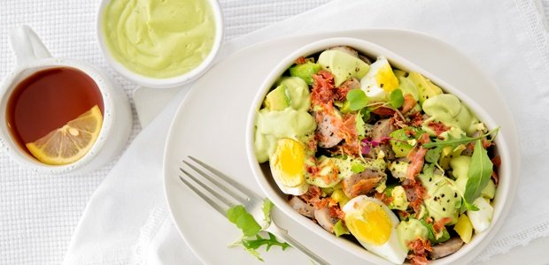 Avocado, egg and sausage breakfast “salad” with “avo-naise” - Food24
