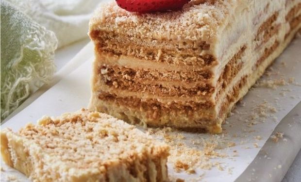 Custard layer cake - Food24