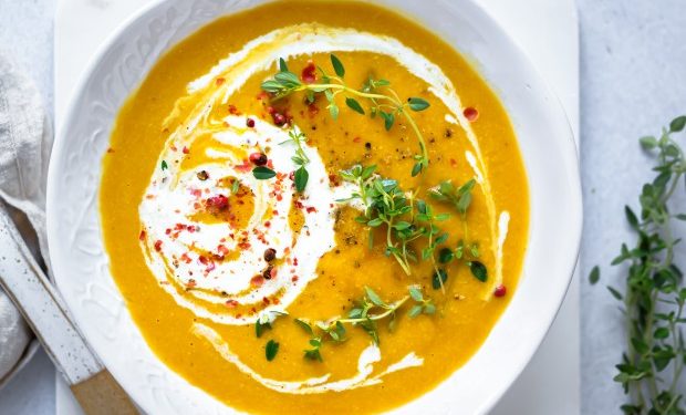 5 easy vegetarian soups to make this winter