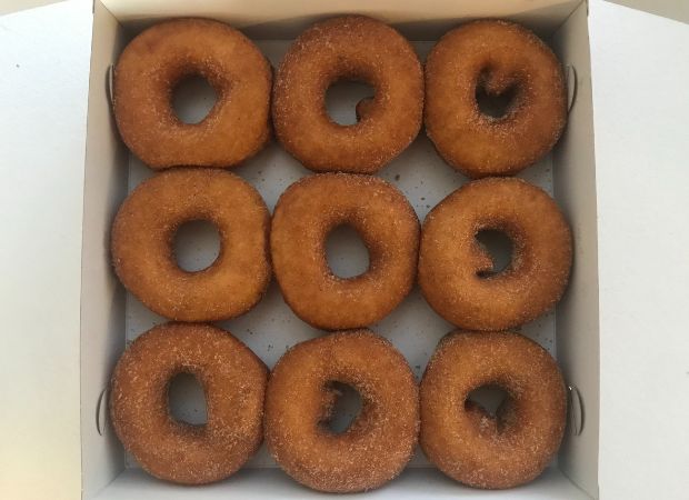 cinnamon-sugar-doughnut-taste-test