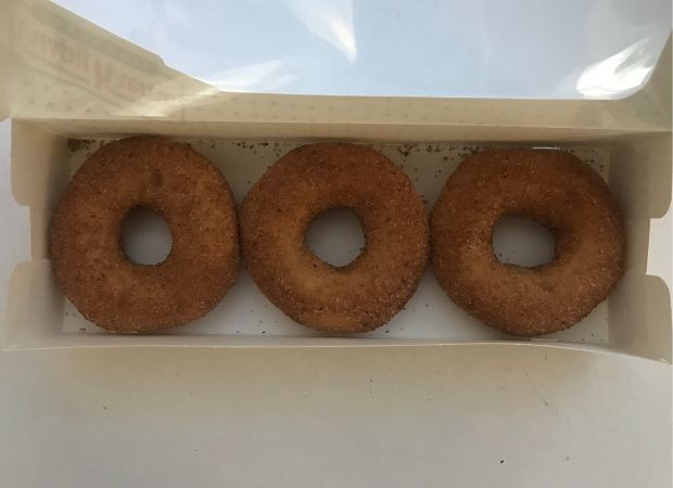 cinnamon-sugar-doughnut-taste-test